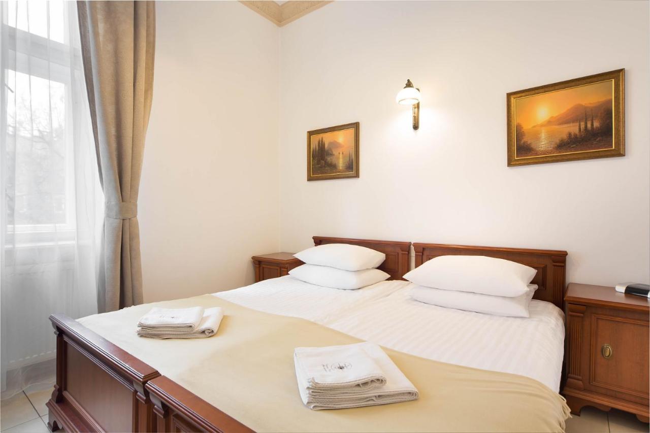 B12 - Comfort Apartemnts City Center Appartement Krakau Buitenkant foto